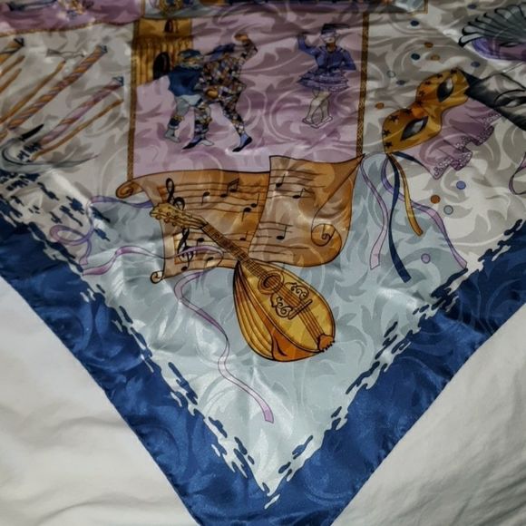 Masqerade A Venice Italy‎ Silk Scarf Hand Rolled - Picture 5 of 8